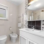 Hope - With Shared Pool Affittacamere 4*