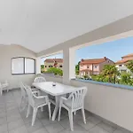 Hope - With Shared Pool Affittacamere 4*