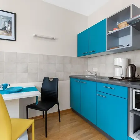 Hope - With Shared Pool Guest house Porec