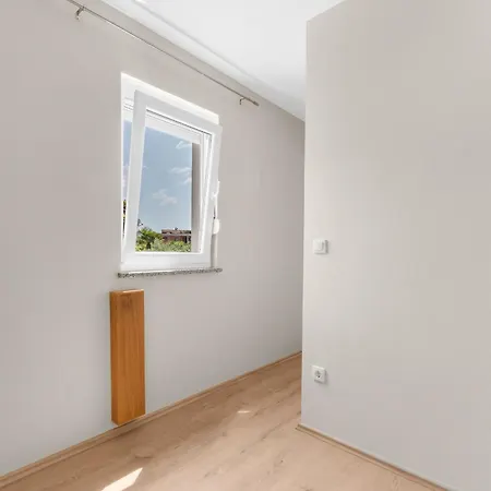 Hope - With Shared Pool Guest house 4*