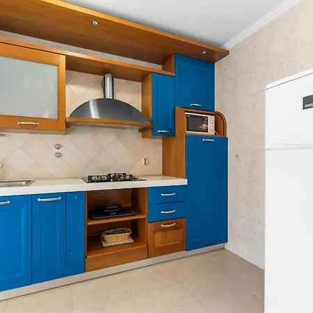 Guest house Hope - With Shared Pool 4*
