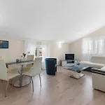 Maison d'hôtes Hope - With Shared Pool