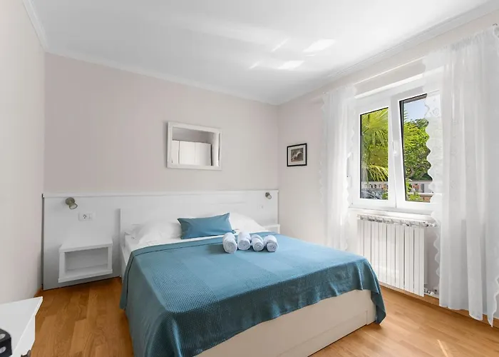 Hope - With Shared Pool 4*