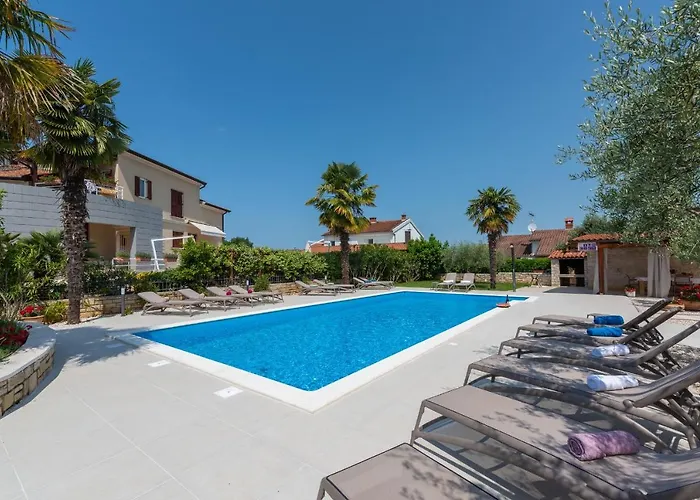 게스트하우스 Hope - With Shared Pool 4*